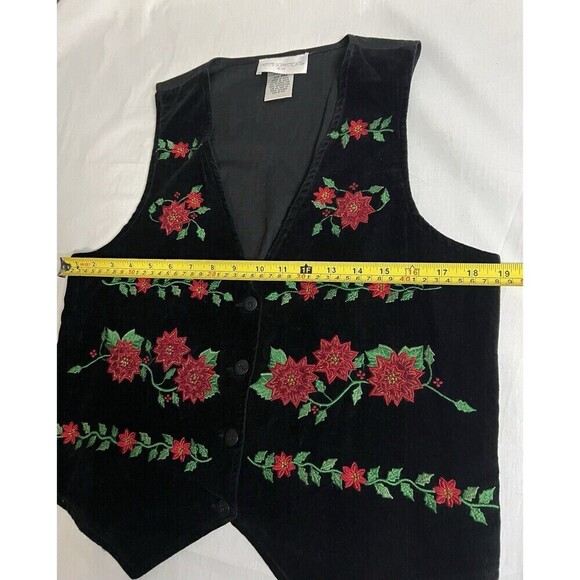 Vintage Christmas Vest Women Black Velvet Embroidered Poinsettia Size PM - Picture 5 of 5